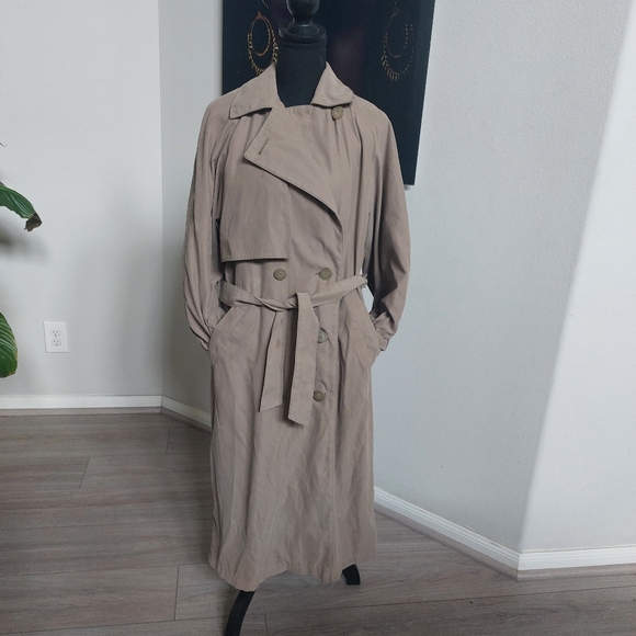 NEW YORK HARBOR From ANDREA Vintage Trench Coat Size 8P. - Picture 2 of 15